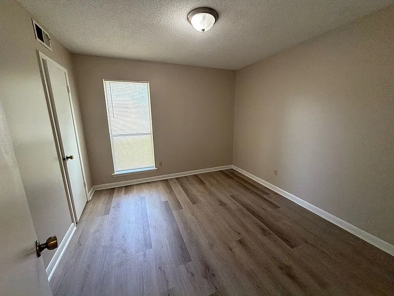 2253 Mangum Rd — Photo 20