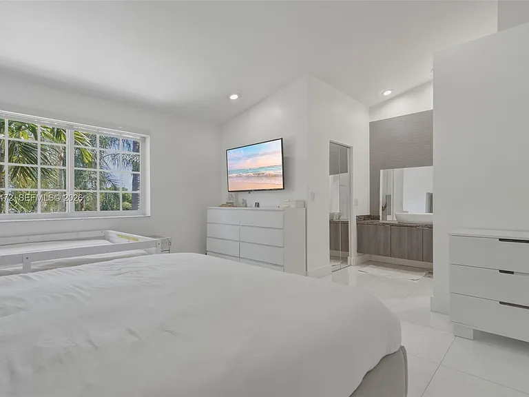 10805 NW 3rd Ct — Photo 15