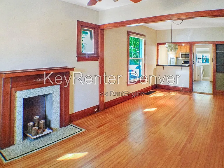 3387 W Moncrieff Pl — Photo 3
