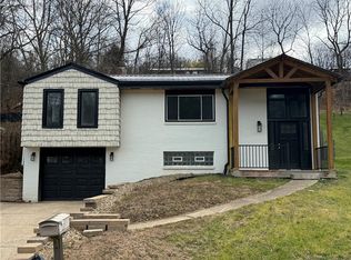 836 Cedarwood Dr, Pittsburgh, PA 15235