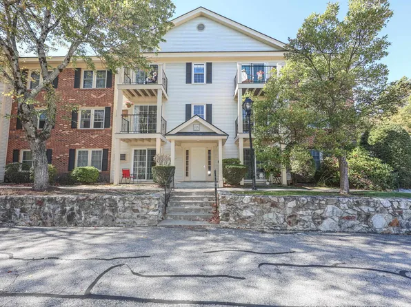 1 Northbrook Drive #107, Manchester, NH 03102