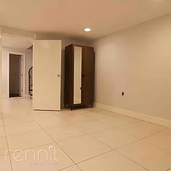 Rented by Rennit Inc.