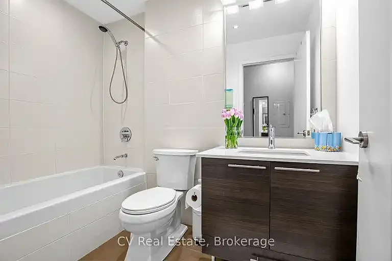 1 Market St #2308 — Photo 9