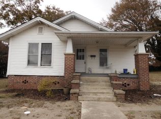 104 N Chester St, Blacksburg, SC 29702