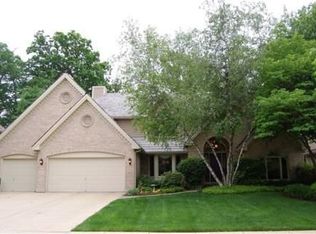 1310 Medinah Dr, Itasca, IL 60143