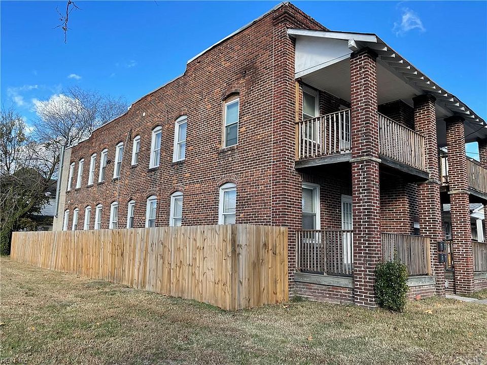 2nd image of 740 W 36th St