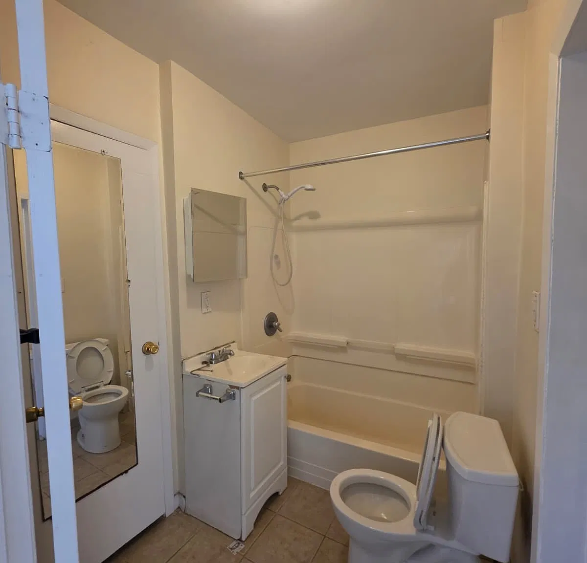2 bed, $1,850 — Photo 1