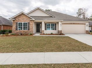 204 Majestic Oaks Dr, Brunswick, GA 31523