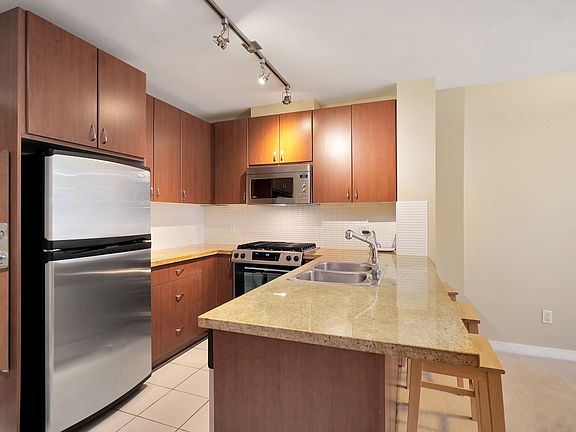 3rd image of 9266 University Cres Unit 307