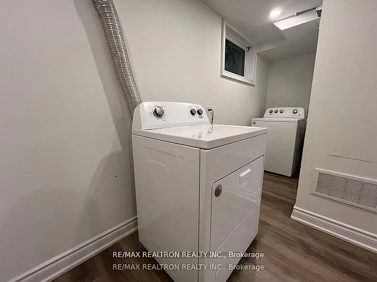 25 Emperor St #BASEMENT — Photo 13