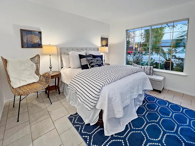 1455 Sterling Ave — Photo 5