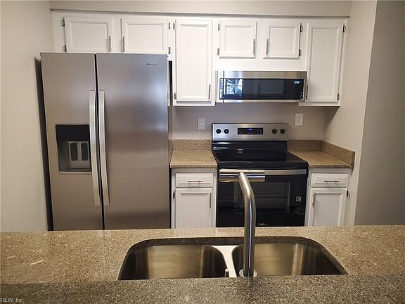 3rd image of 806 Rue Marseille