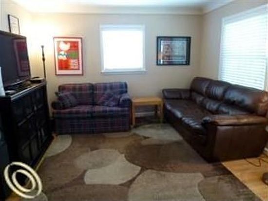 2nd image of 9029 Belcrest Dr