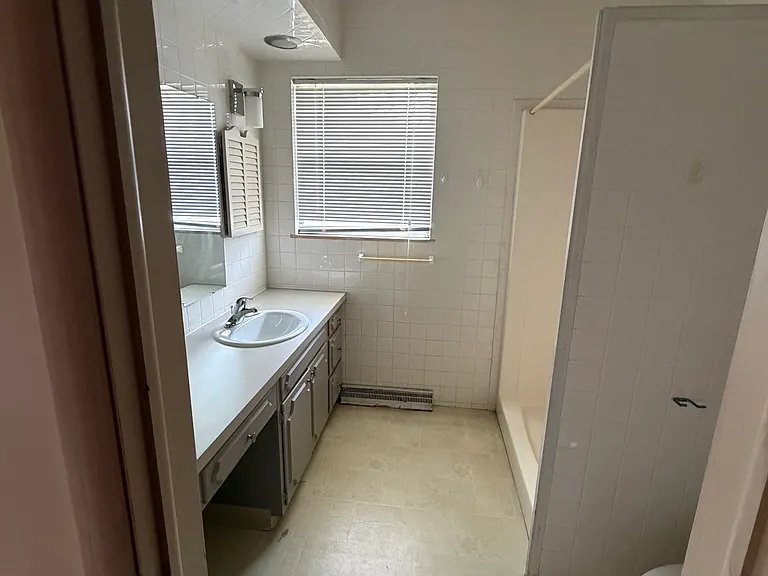120 College Ave #120 — Photo 10
