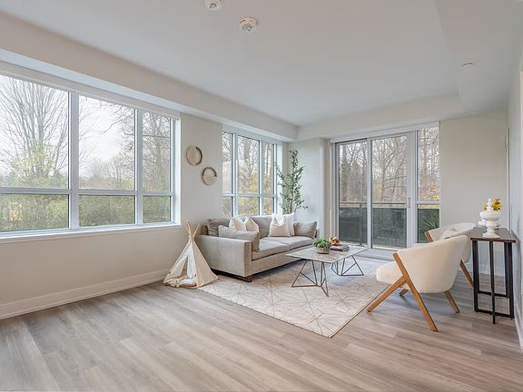 5th image of 41 Johnson St #1466730