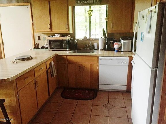 4th image of 189 Eastwood Dr