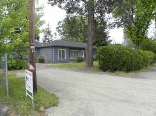 2005 Sunset Dr, Medford, OR