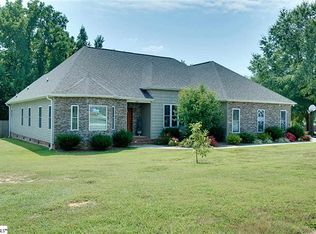 123 Lisa Dr, Fountain Inn, SC 29644