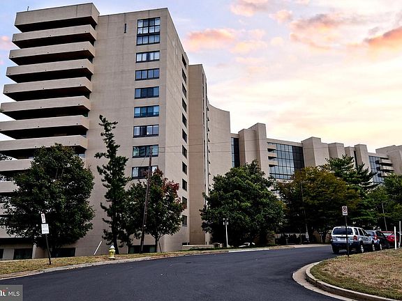 2nd image of 1101 S Arlington Ridge Rd APT 316