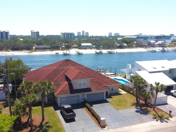 14055 & 14057 Canal Dr, Pensacola, FL 32507