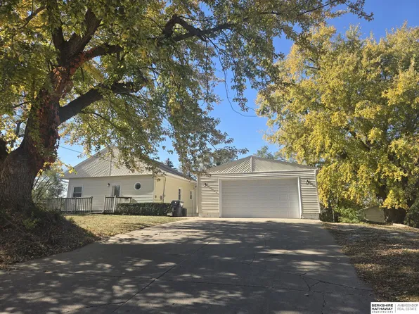 920 Clinton St, Plattsmouth, NE 68048