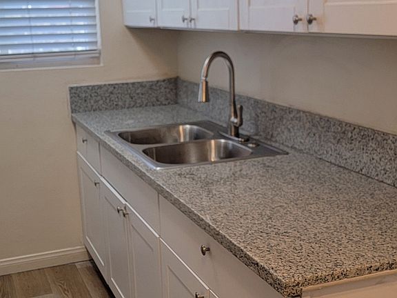 2nd image of 1626 Una St APT C