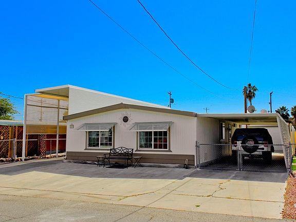 3rd image of 221 N Stardust Ln