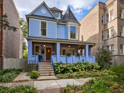 6316 N Magnolia Ave, Chicago, IL, 60660
