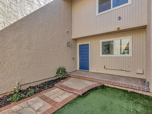 4th image of 2426 Golf Links Cir
