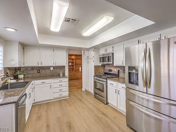 4th image of 1621 Amalfi Ct