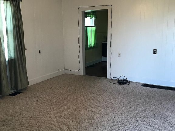 3rd image of 48 James St