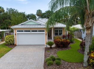 513 S Pine St, New Smyrna Beach, FL 32169