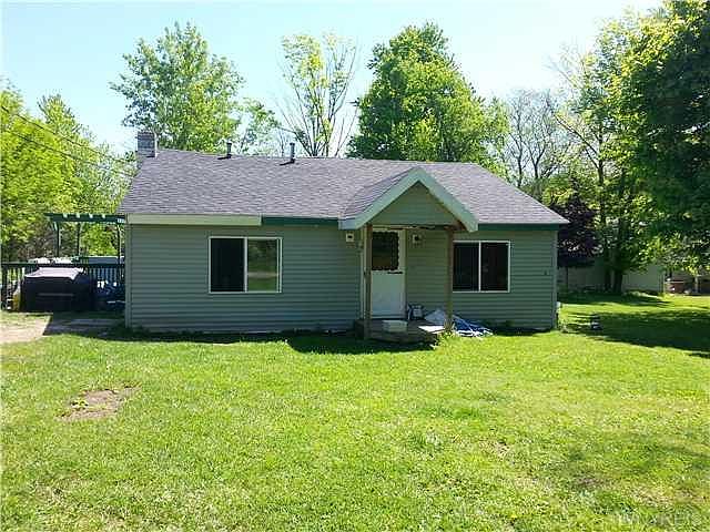 1st image of 7039 Woodcliff Dr