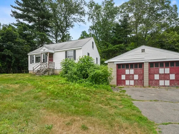 119 Russell St, Woburn, MA 01801