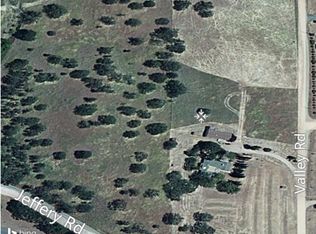 21282 Jeffery Rd, Tehachapi, CA 93561