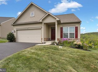 28 Calming Trl, Sinking Spring, PA 19608