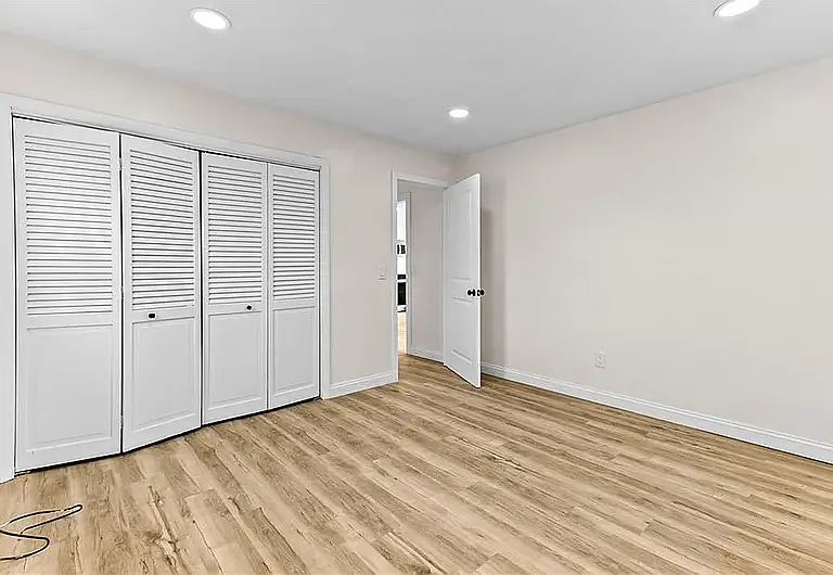21-23 Joy St #2 — Photo 9