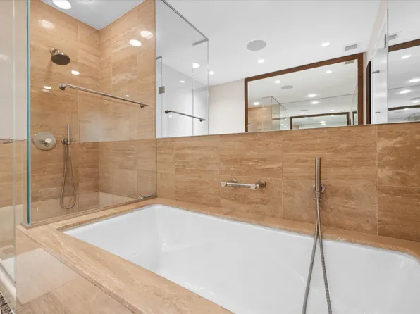 250 East 53rd Street 3303 image 11 of 11