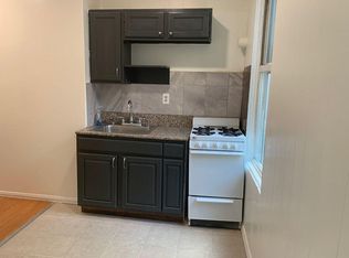 542 38th St APT 4, Union City, NJ 07087