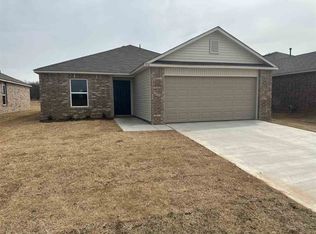 916 3rd St, Perkins, OK 74059