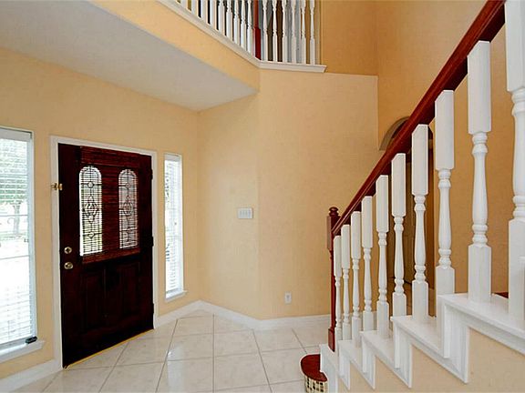 3rd image of 14931 Valentine Bridge Ln