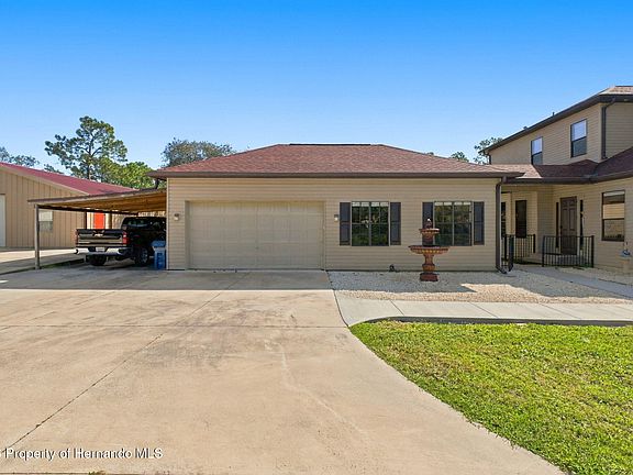 5th image of 10484 Gypsy Ave