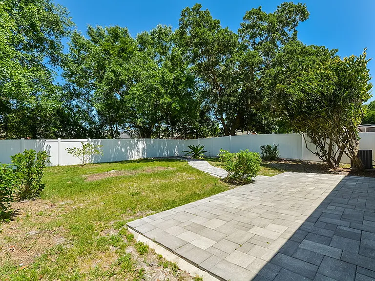 10113 Dean Chase Blvd — Photo 16