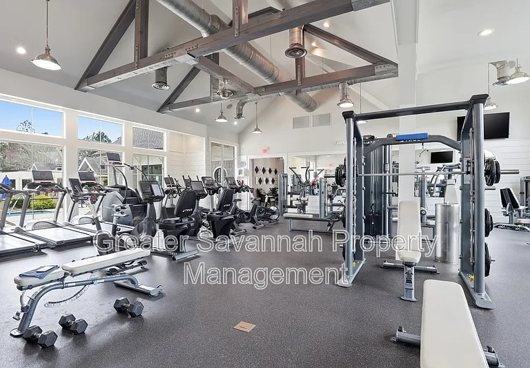 130 Danbury Ct #1 — Photo 40