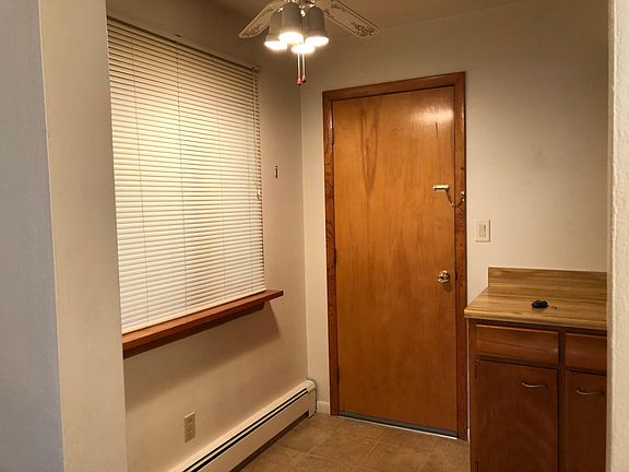 4th image of 1268 Westcliff Ct