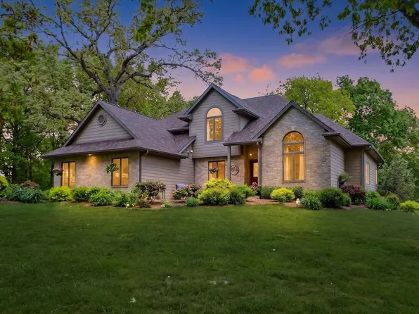 225 Ridge Line ROAD, Burlington, WI 53105