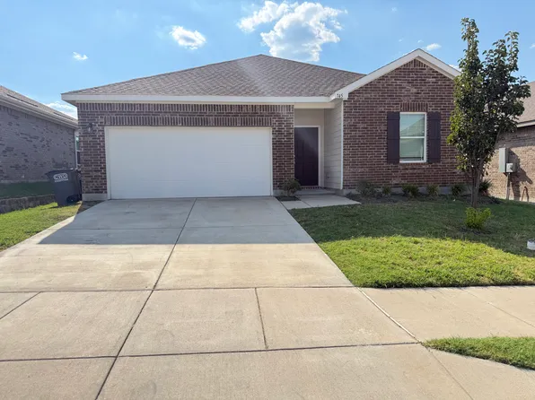 745 Richmond Dr, Lavon, TX 75166