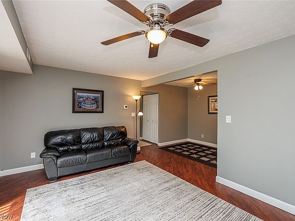 4th image of 16445 Heather Ln APT 202