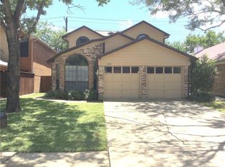 1328 Daffodil Ln, Lewisville, TX 75077