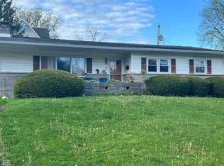 9 Paradise Ln, Greencastle, IN